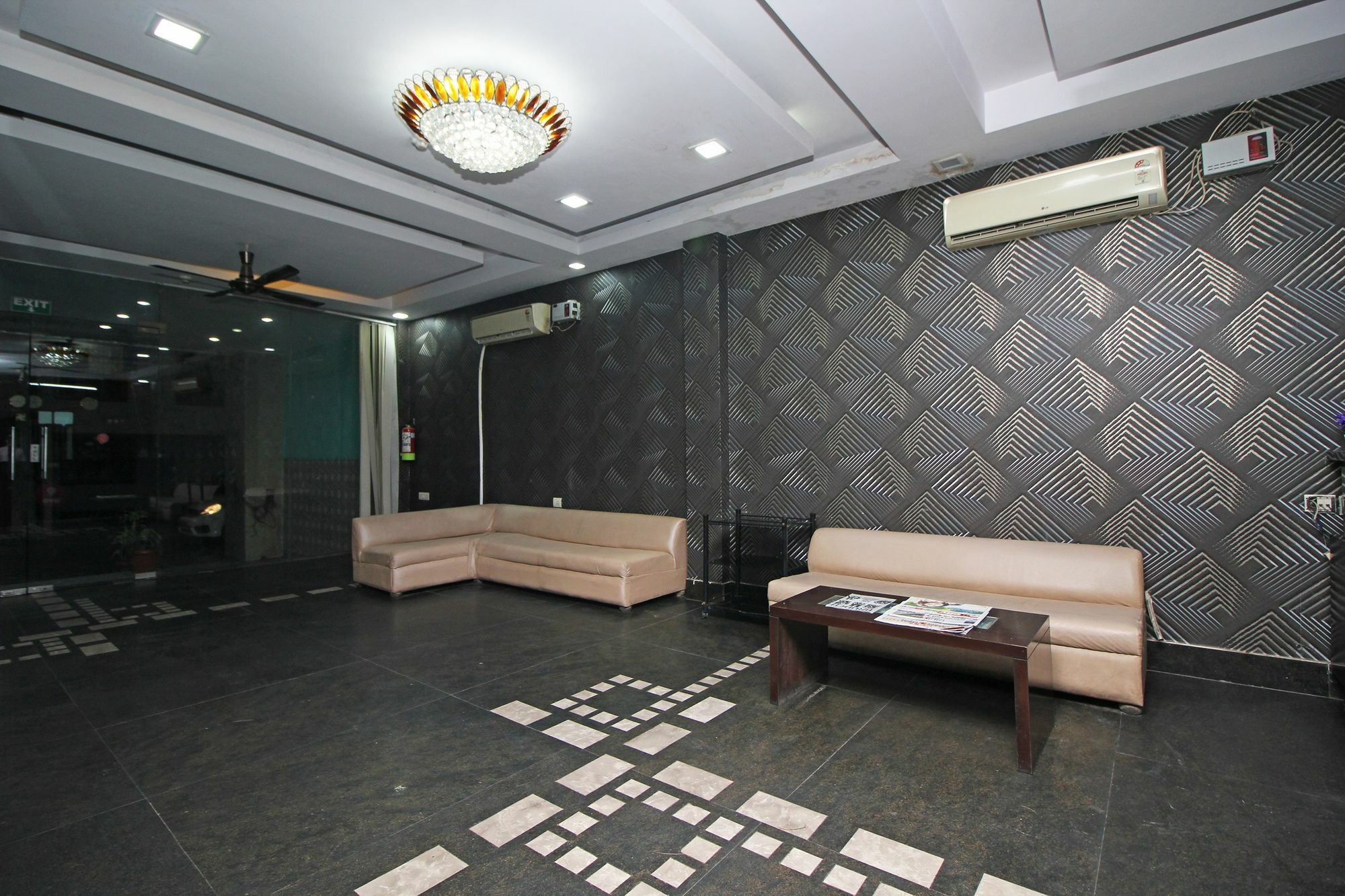 Oyo 9030 Hotel Delhi Airport Plaza Нью-Делі Екстер'єр фото